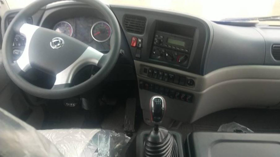 23 vehículos militares todoterreno con tracción total 4x4 de los asientos 170hp diesel para caminos ásperos del desierto