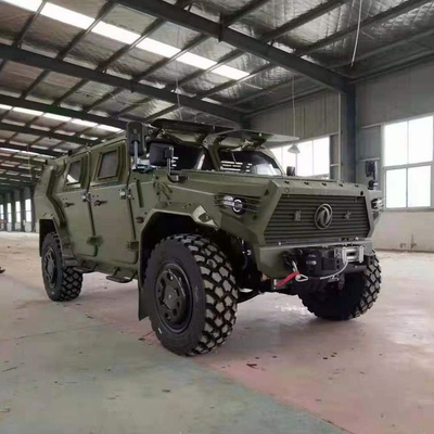 Motor diesel 300hp del vehículo militar a prueba de balas del comando del vehículo 4x4 de China DONGFENG Off Road