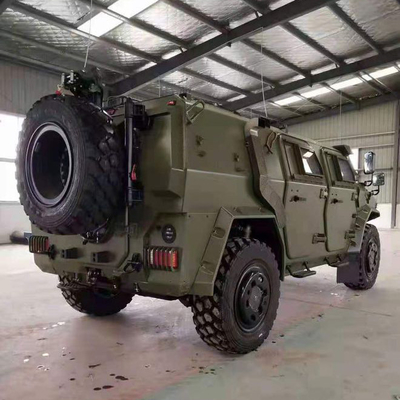 Motor diesel 300hp del vehículo militar a prueba de balas del comando del vehículo 4x4 de China DONGFENG Off Road