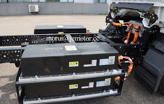 Ciudad Logística Nueva Energía EV Camión de carga eléctrico 4x2 Chasis 83.33kwh Batería BYD