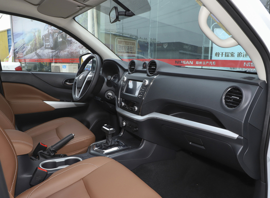8 camionetas pickup DONGFENG 120kw 163hp de la impulsión de la rueda de los engranajes 4WD 4