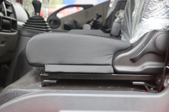 Camión ligero adaptable GVW 7.5-18 Ton Euro 2 ~ emisión Lorry Van Trucks del cargo del euro 6