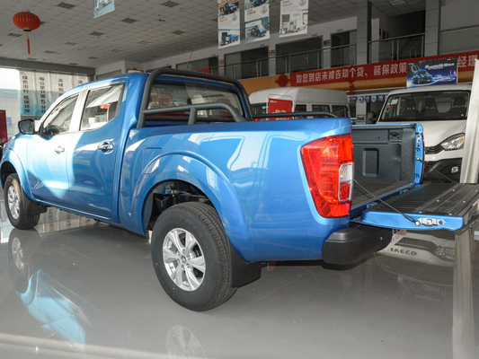 Asientos dobles del taxi 5 del camión de la carga de la luz del tanque de cargo de la recogida el 1.7m de China DONGFENG 4WD