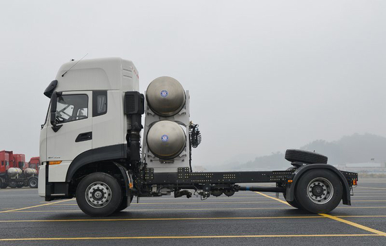 Las mercancías transportan la masa de la tracción del motor del tractor remolque 500HP del GASERO CNG 32,4 toneladas