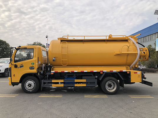 Camión municipal 9,5 Cbm 4 Ton Payload del saneamiento de las aguas residuales de la succión de Dongfeng