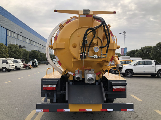 Camión municipal 9,5 Cbm 4 Ton Payload del saneamiento de las aguas residuales de la succión de Dongfeng