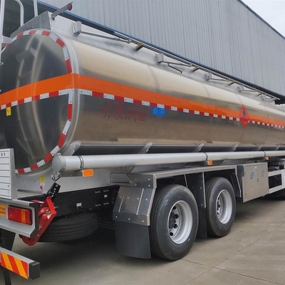 El transporte del coche del motor diesel de DONGFENG acarrea 8x4 27 cbm 400 HP GVW 32000KG